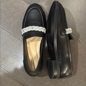 NWOT sz 6.5 Gianni Bini Black and sparkling Silver Slip-On Loafers